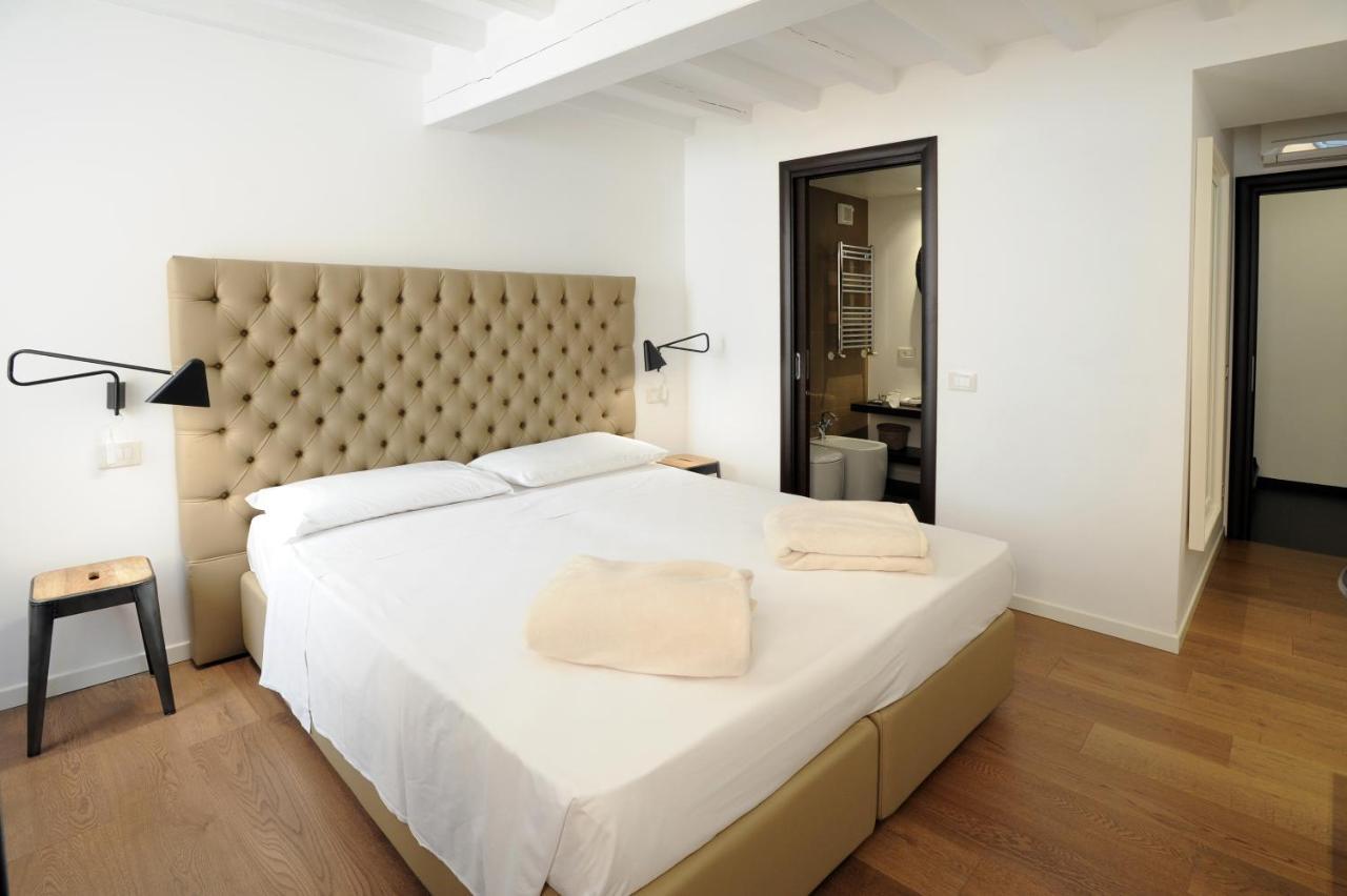 Opera 11 R&B Bed & Breakfast Parma Ngoại thất bức ảnh